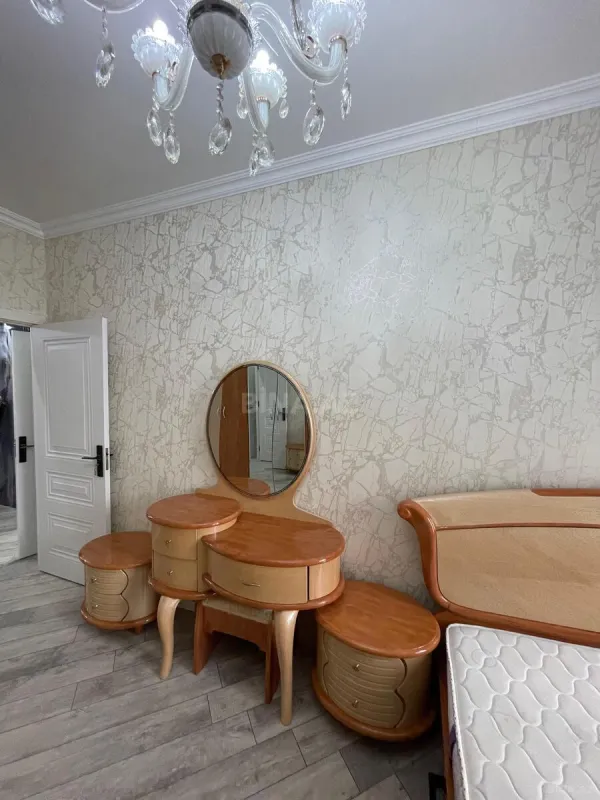 Satılır 2 otaqlı mənzil 52 m²