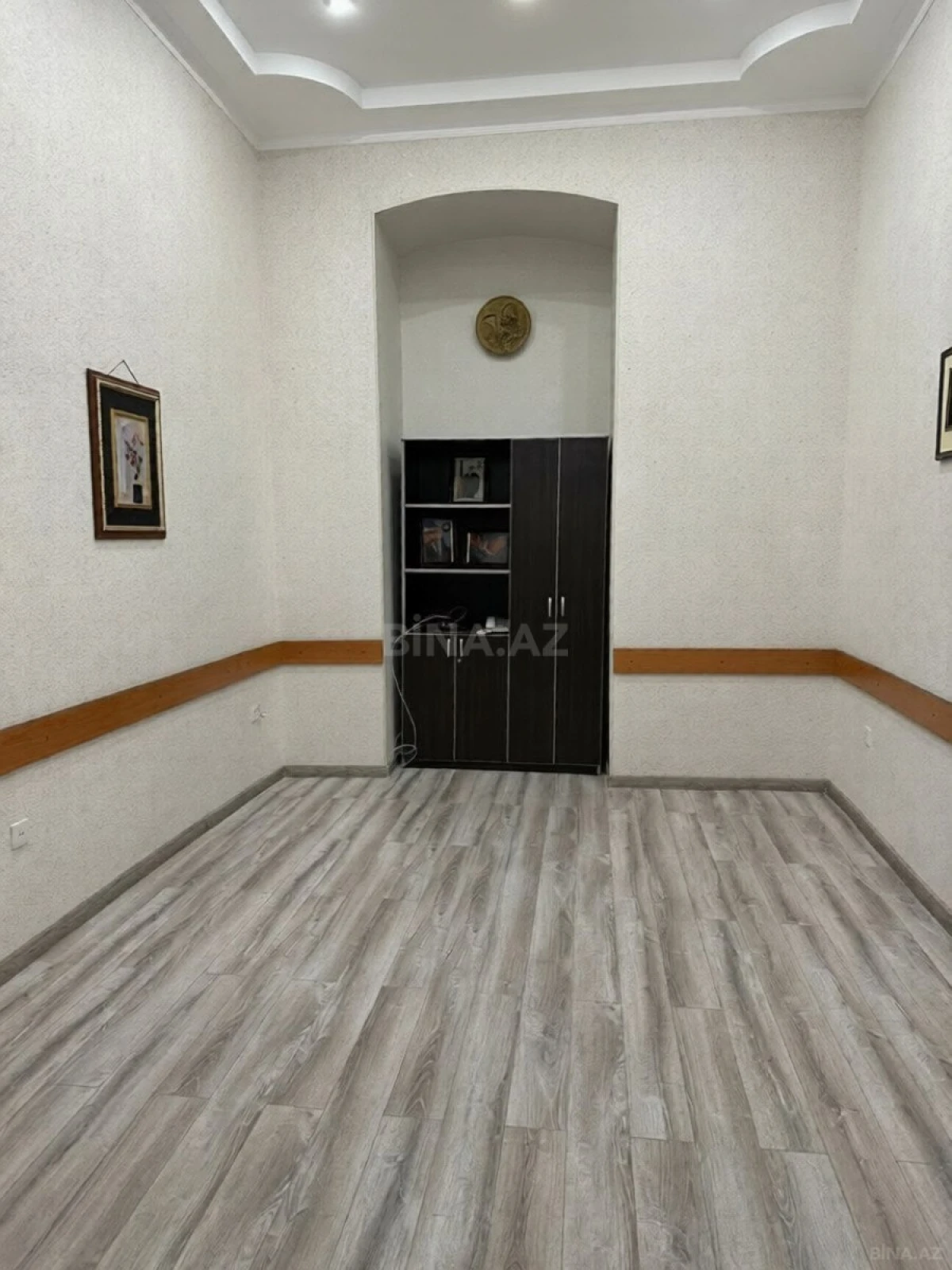 Kirayə verilir 2 otaqlı ofis 75 m²