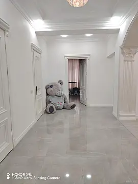 Kirayə verilir 2 otaqlı mənzil 118 m²