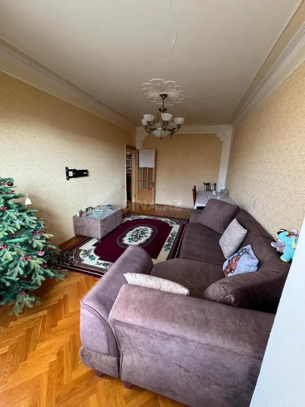 Satılır 2 otaqlı mənzil 55 m²