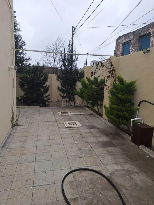 Satılır 5 otaqlı həyət evi 133 m²