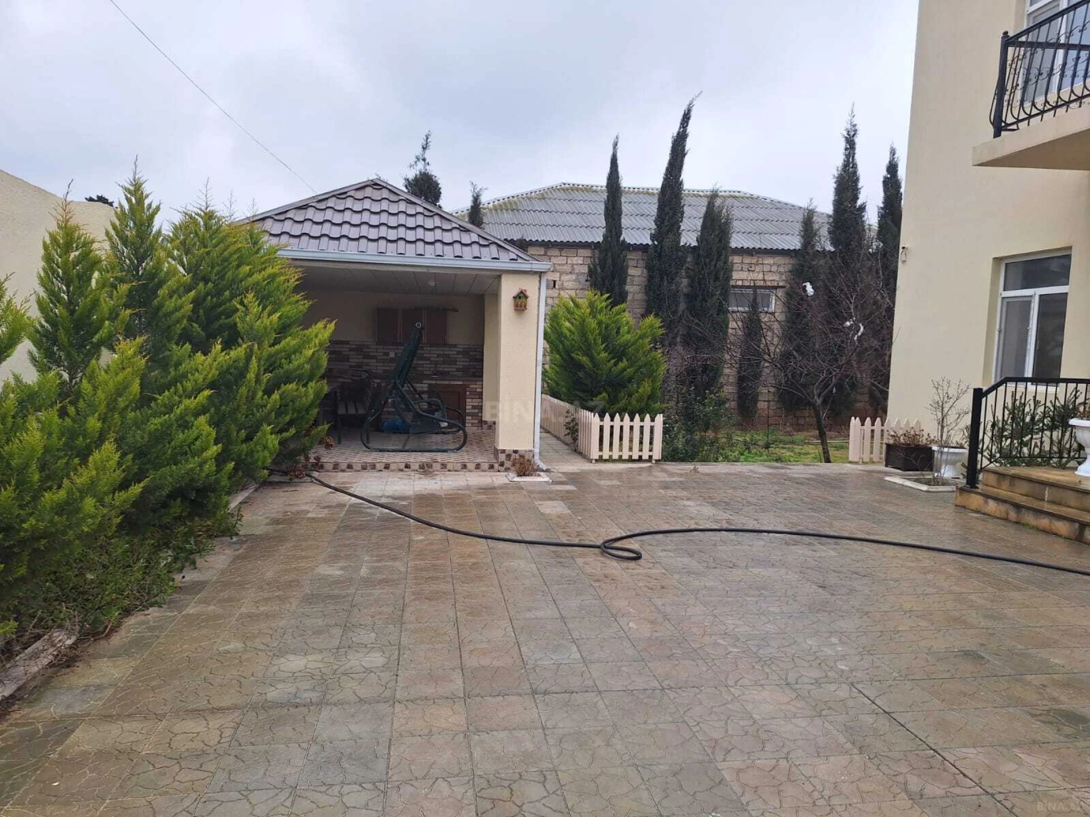 Satılır 5 otaqlı həyət evi 133 m²