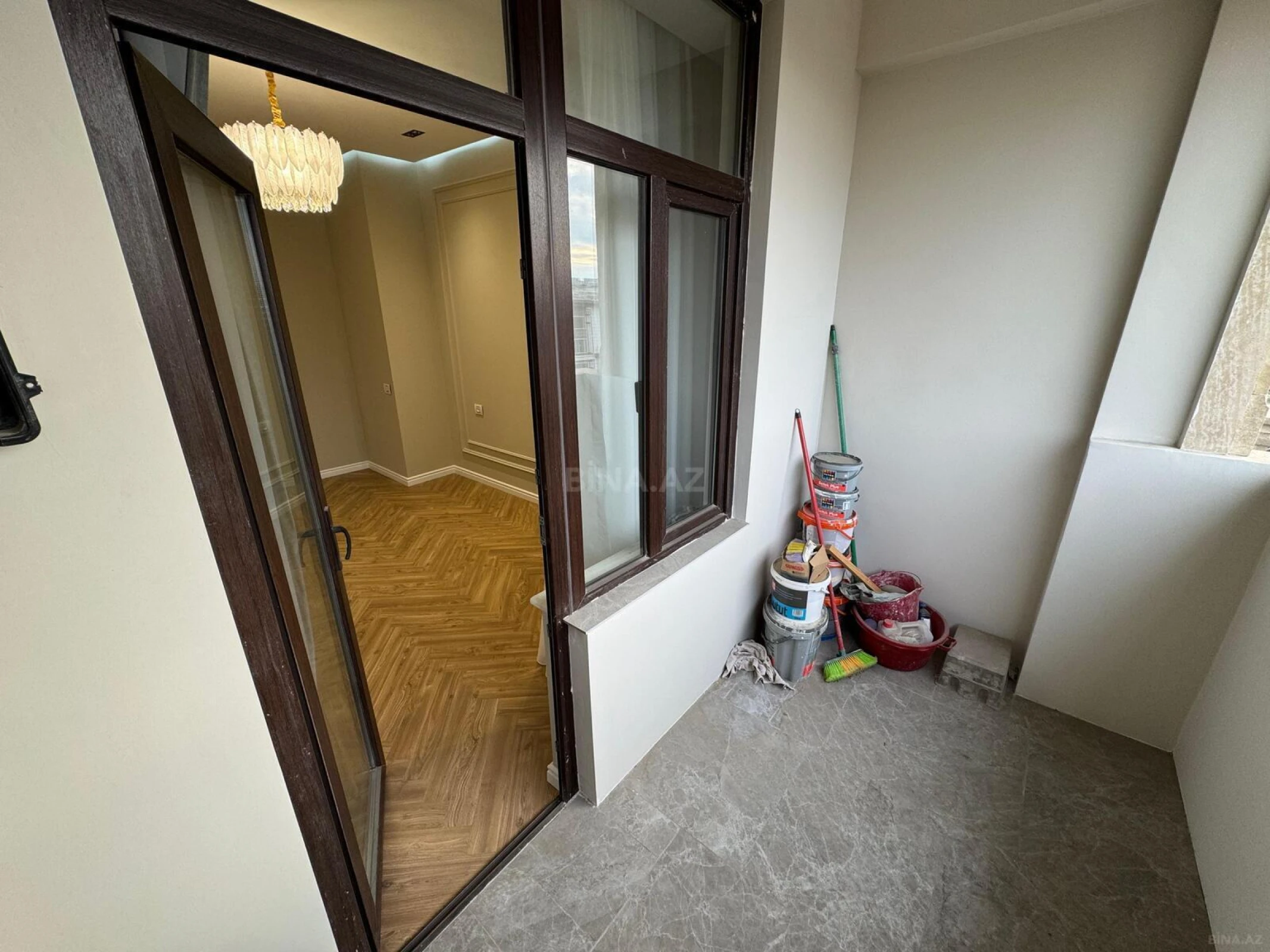 Satılır 2 otaqlı mənzil 80 m²