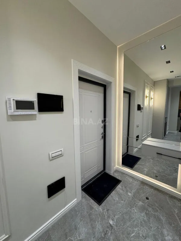 Satılır 2 otaqlı mənzil 80 m²