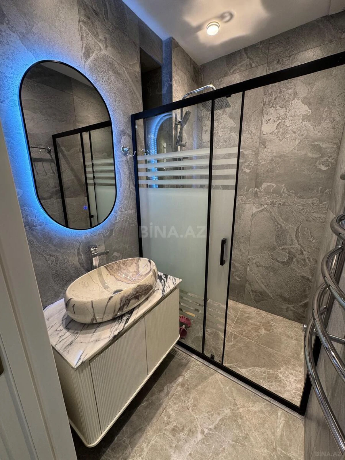 Satılır 2 otaqlı mənzil 80 m²