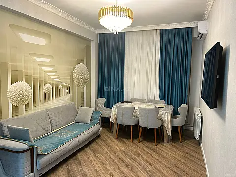 Satılır 2 otaqlı mənzil 55 m²