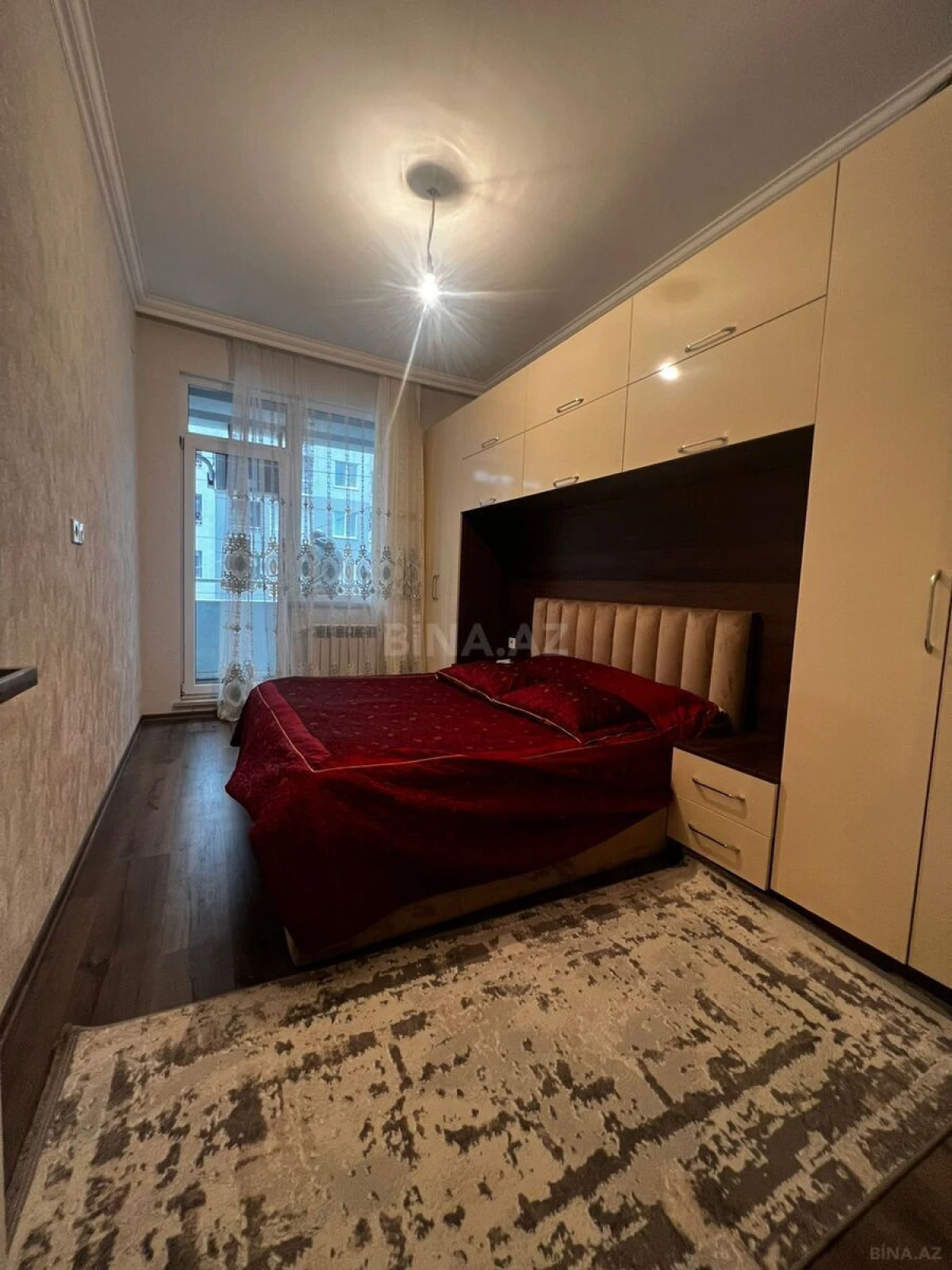 Satılır 2 otaqlı mənzil 55 m²