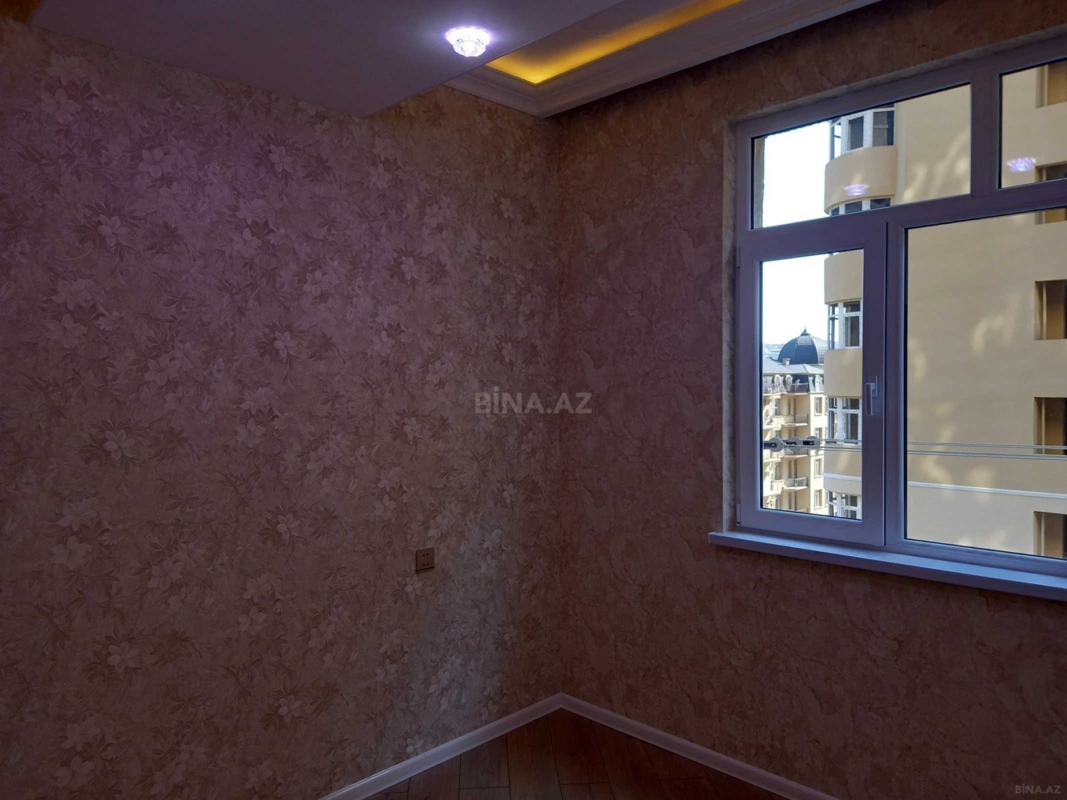 Satılır 1 otaqlı mənzil 32 m²