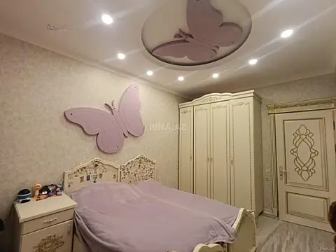 Satılır 3 otaqlı mənzil 136 m²