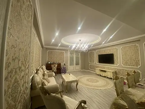 Satılır 3 otaqlı mənzil 136 m²