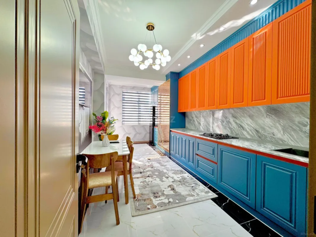 Satılır 3 otaqlı mənzil 127 m²