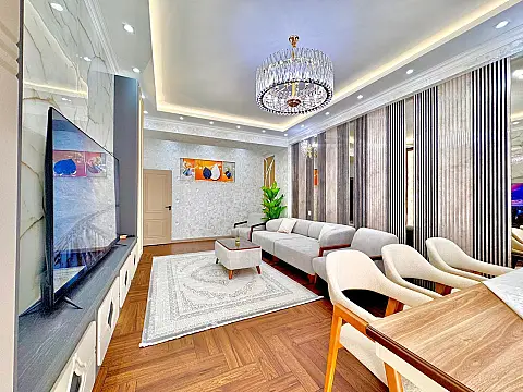 Satılır 3 otaqlı mənzil 127 m²