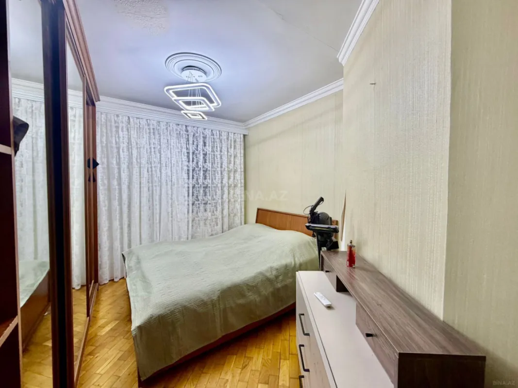 Satılır 3 otaqlı mənzil 95 m²