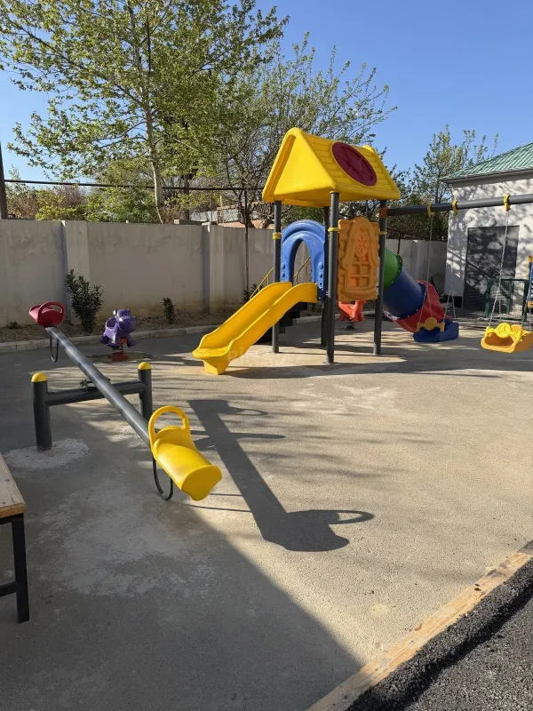 Satılır 2 otaqlı mənzil 96.5 m²