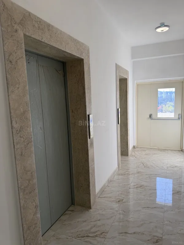 Satılır 2 otaqlı mənzil 96.5 m²