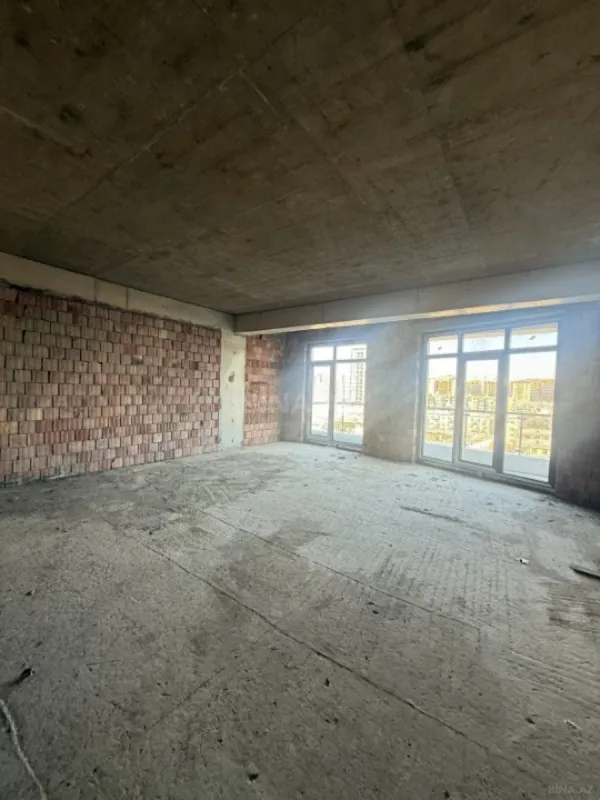 Satılır 2 otaqlı mənzil 72.4 m²