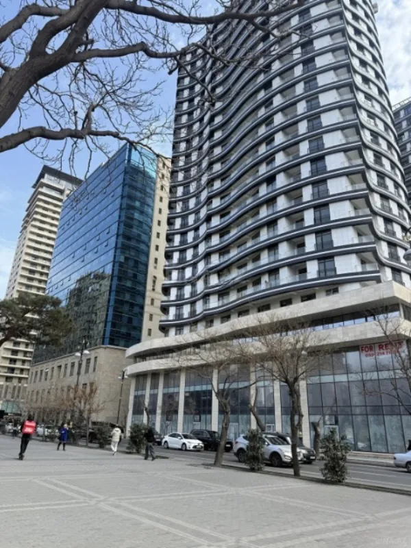 Satılır 2 otaqlı mənzil 72.4 m²