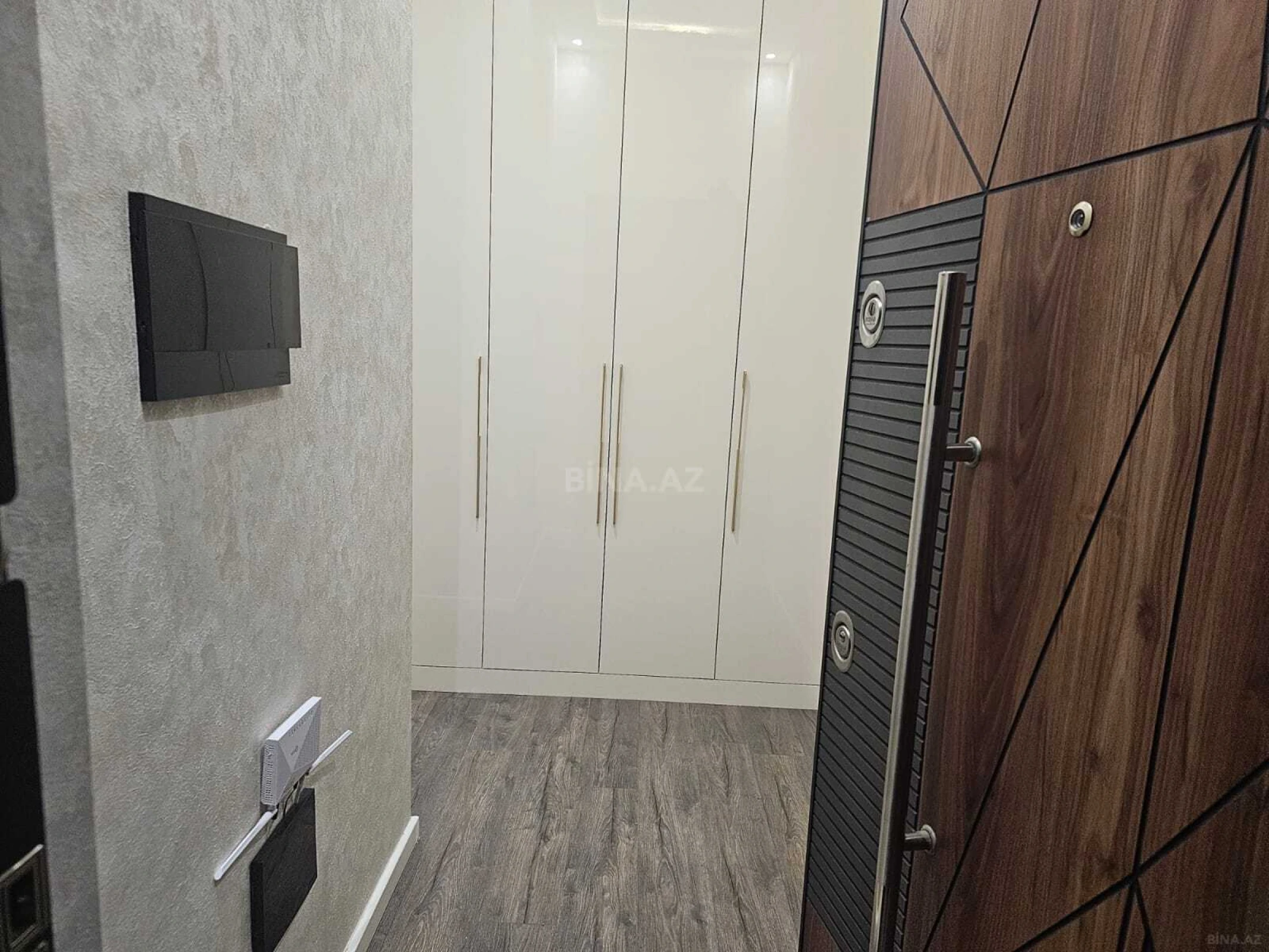 Kirayə verilir 2 otaqlı mənzil 65 m²