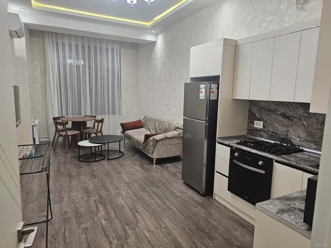 Kirayə verilir 2 otaqlı mənzil 65 m²