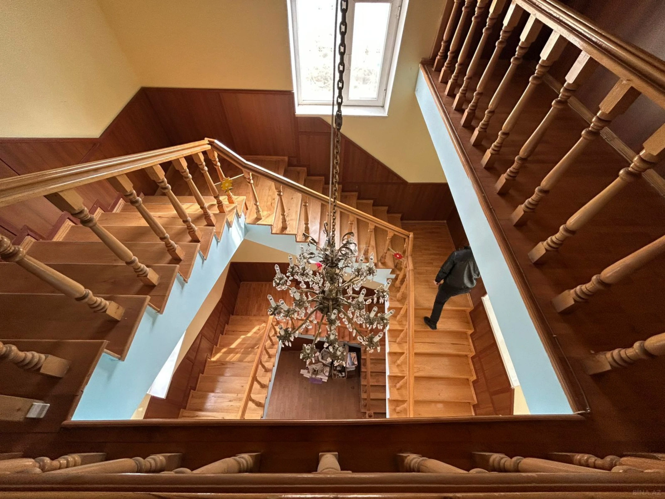 Kirayə verilir obyekt 600 m²