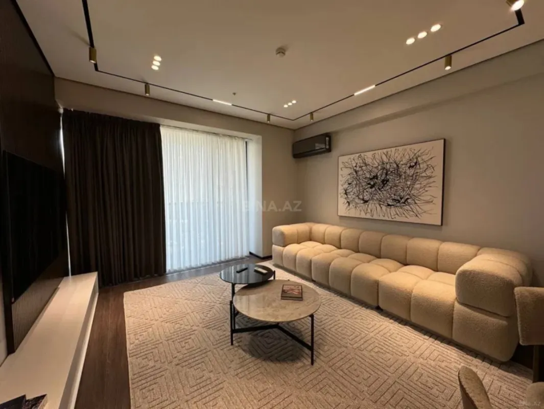 Kirayə verilir 3 otaqlı mənzil 120 m²