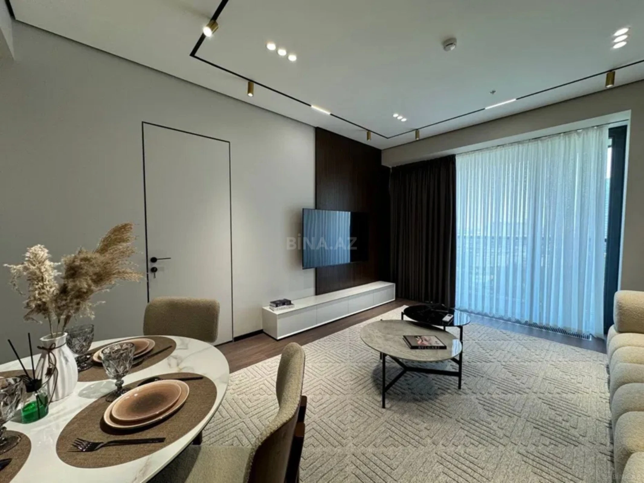 Kirayə verilir 3 otaqlı mənzil 120 m²