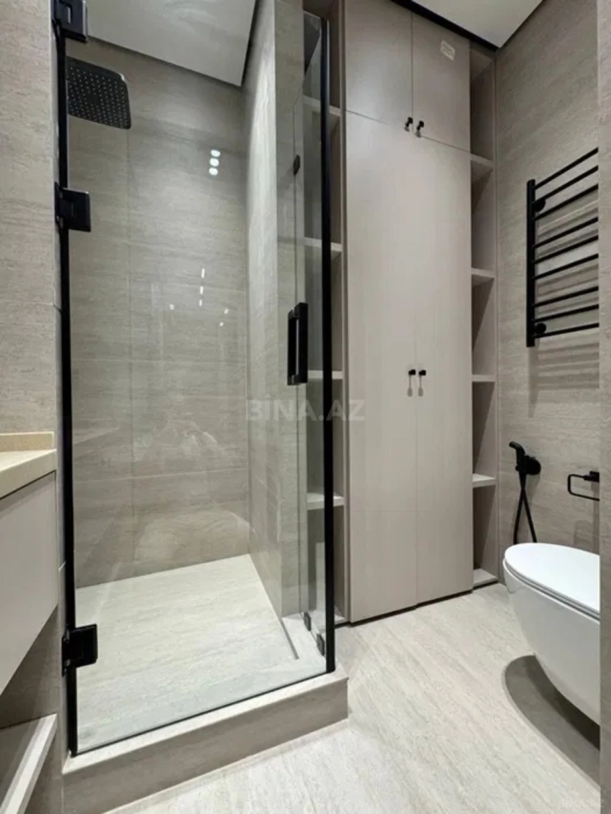 Kirayə verilir 3 otaqlı mənzil 120 m²