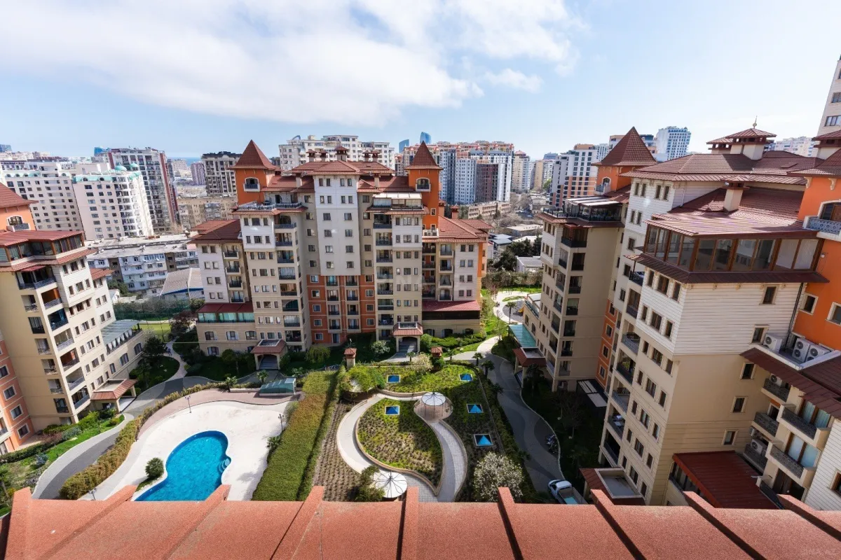 Kirayə verilir 6 otaqlı mənzil 370 m²