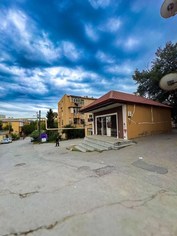 Satılır obyekt 80 m²