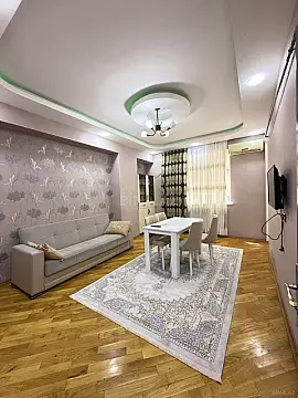 Satılır 2 otaqlı mənzil 52 m²