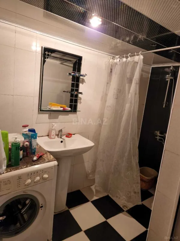 Kirayə verilir 2 otaqlı mənzil 50 m²