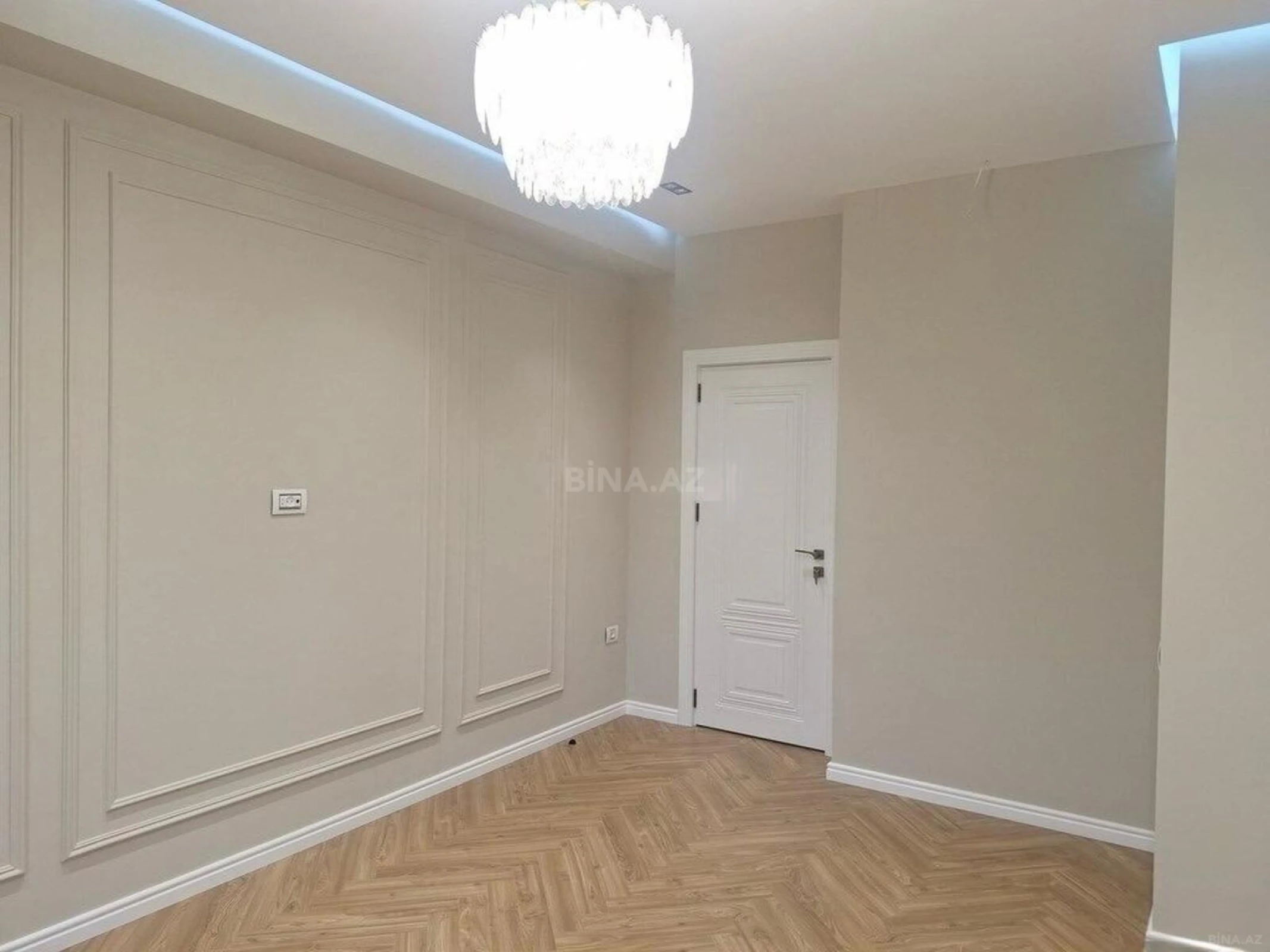Satılır 2 otaqlı mənzil 80 m²