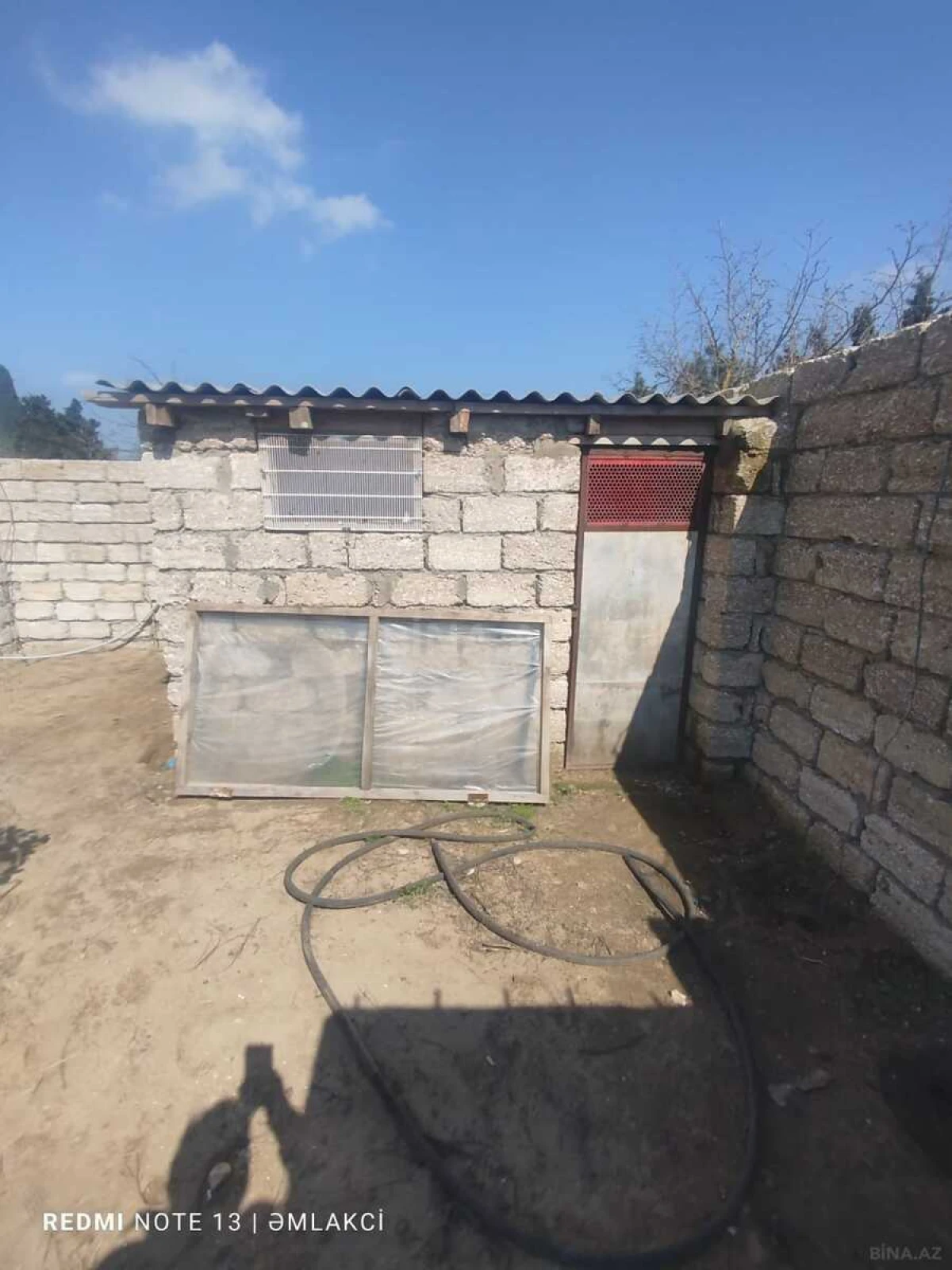 Satılır 2 otaqlı həyət evi 40 m²