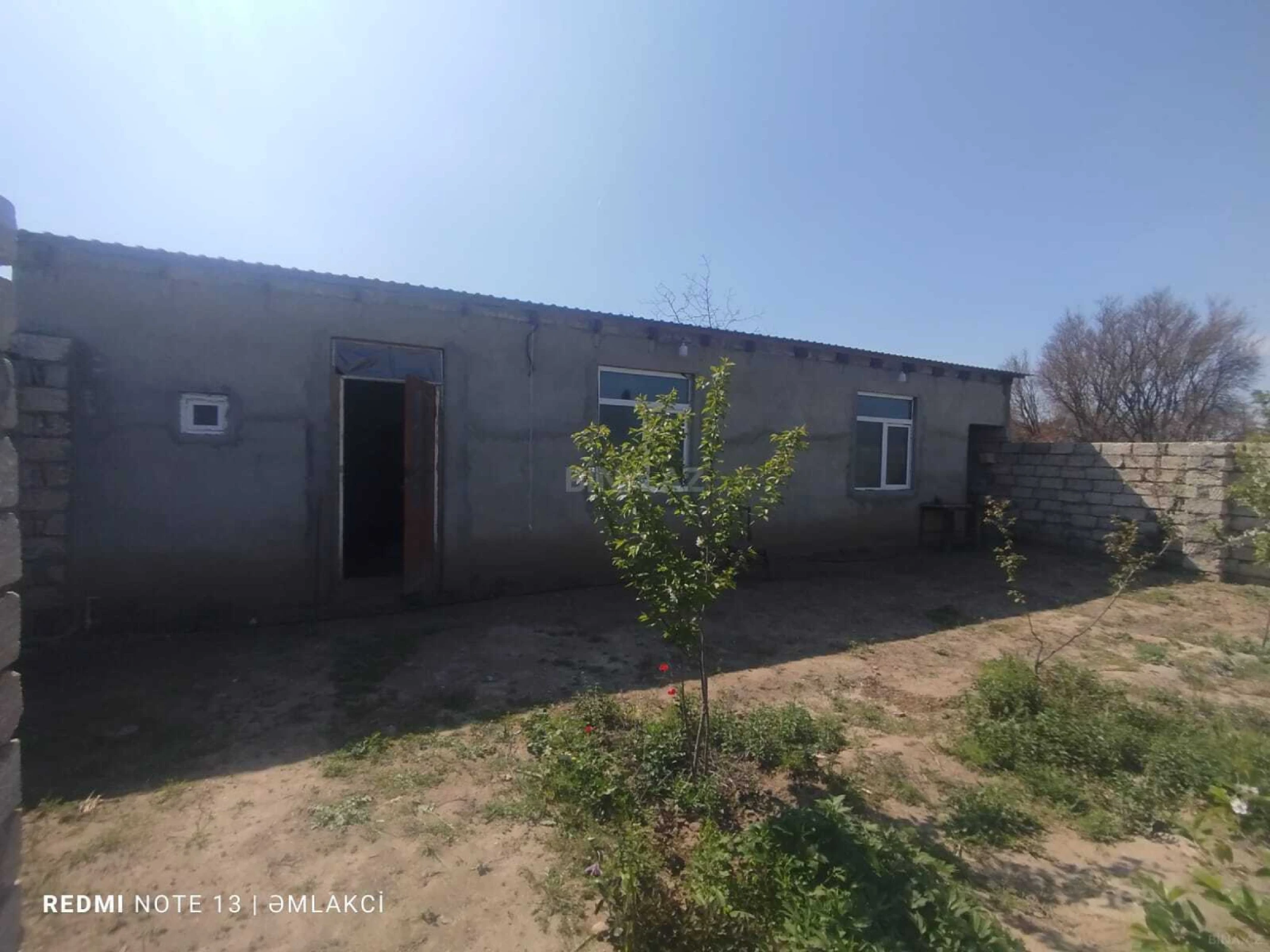 Satılır 2 otaqlı həyət evi 40 m²