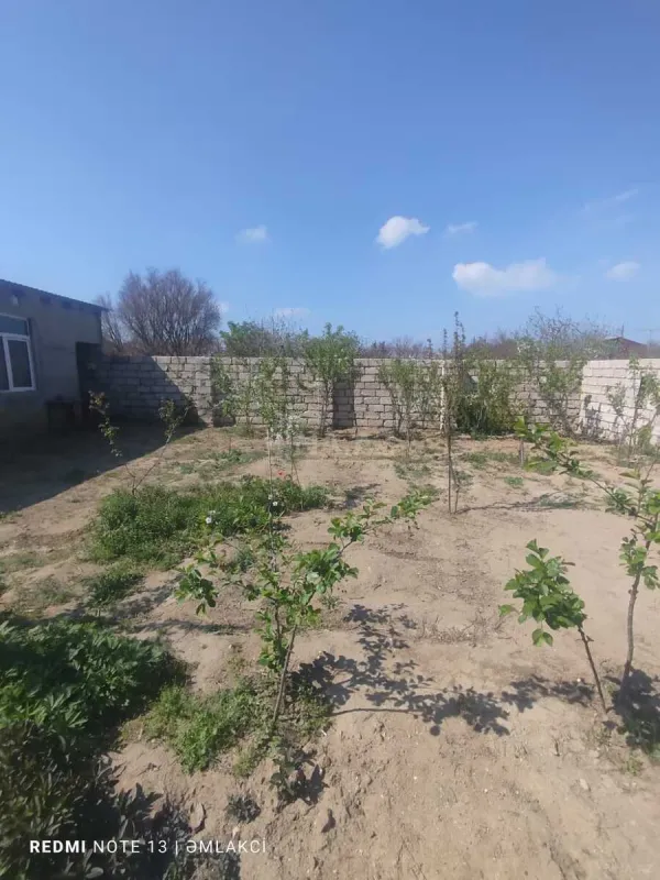 Satılır 2 otaqlı həyət evi 40 m²
