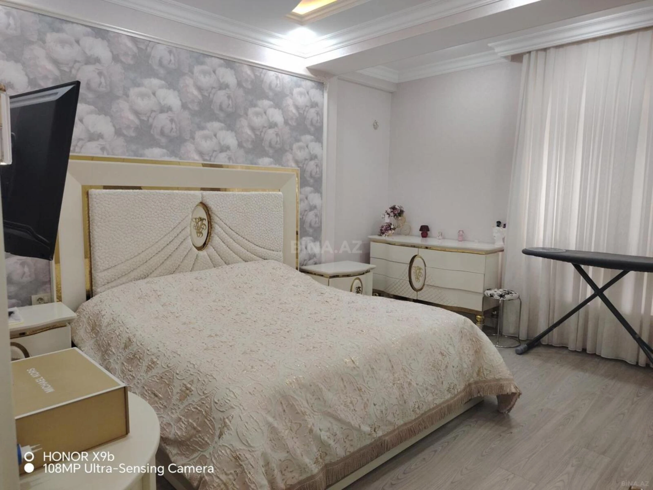 Kirayə verilir 2 otaqlı mənzil 120 m²