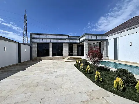 Satılır 4 otaqlı həyət evi 150 m²