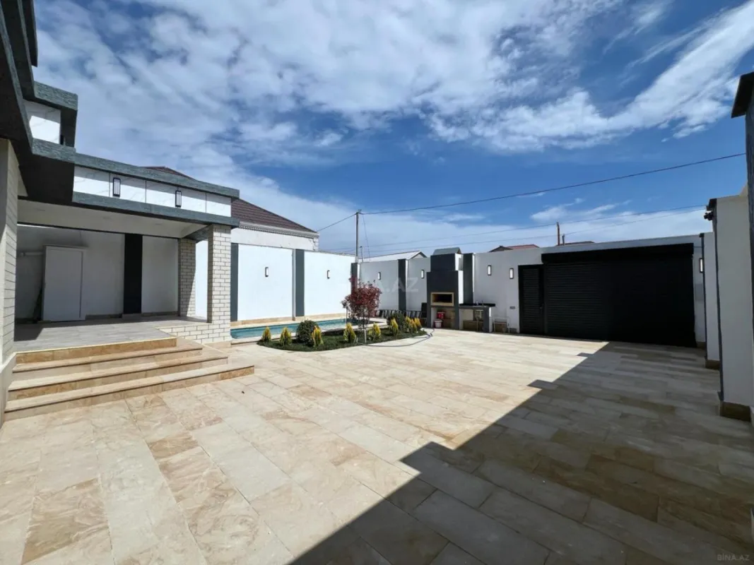 Satılır 4 otaqlı həyət evi 150 m²