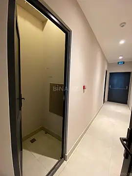 Satılır 4 otaqlı mənzil 194 m²