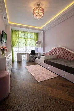 Kirayə verilir 4 otaqlı mənzil 150 m²