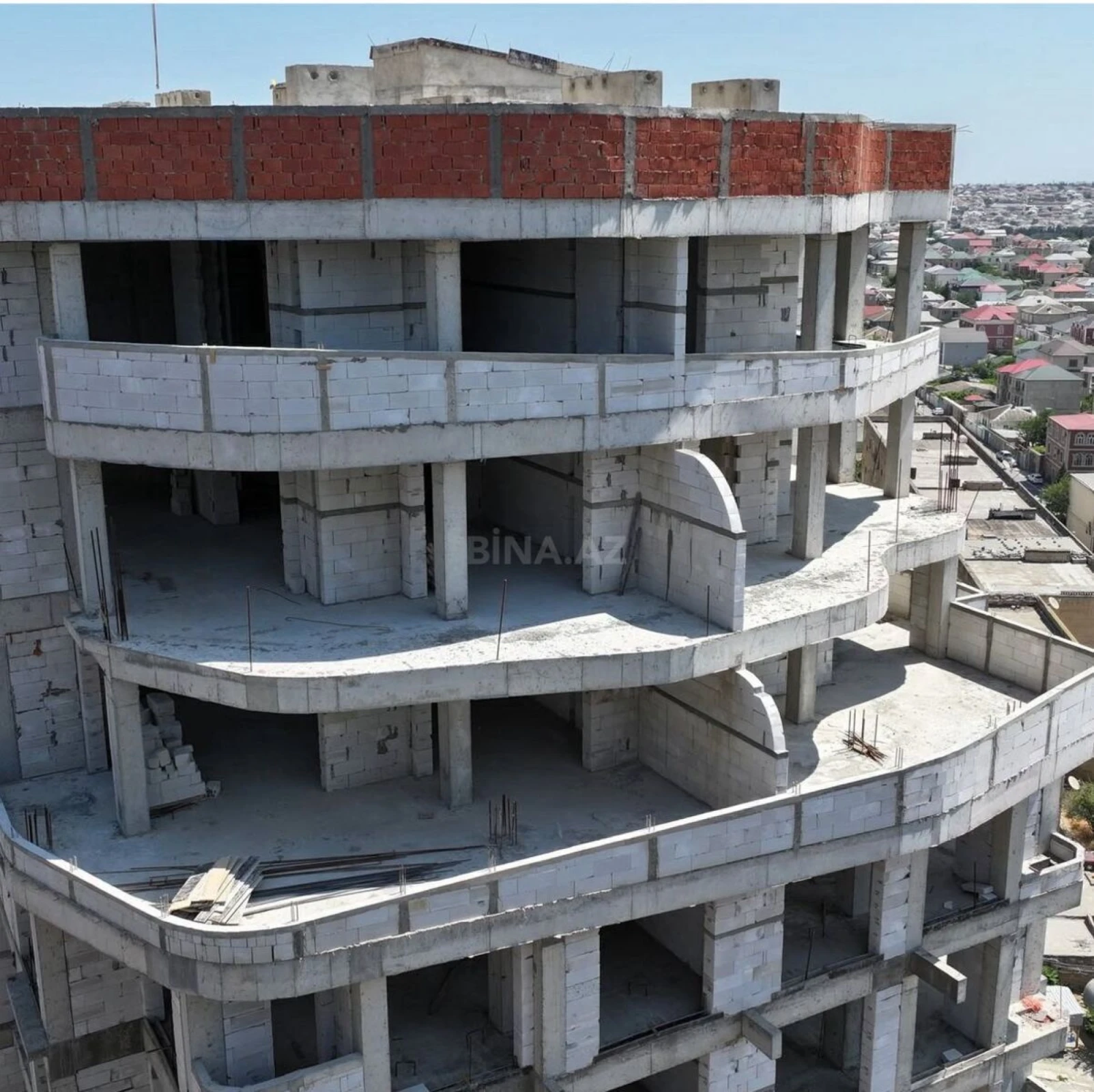 Satılır 1 otaqlı mənzil 51 m²