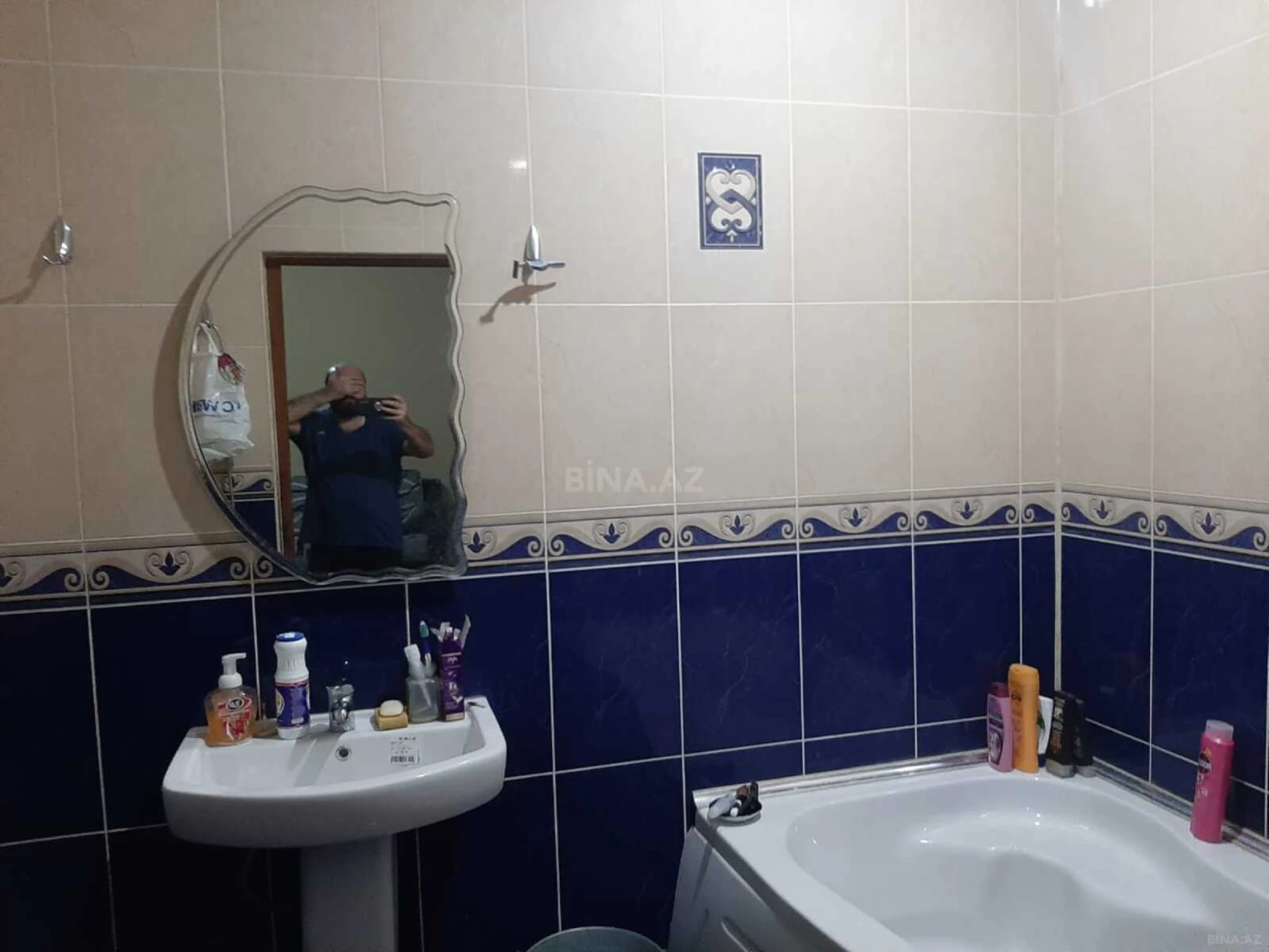 Satılır 4 otaqlı mənzil 150 m²