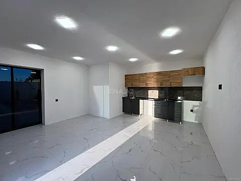 Satılır 4 otaqlı həyət evi 160 m²