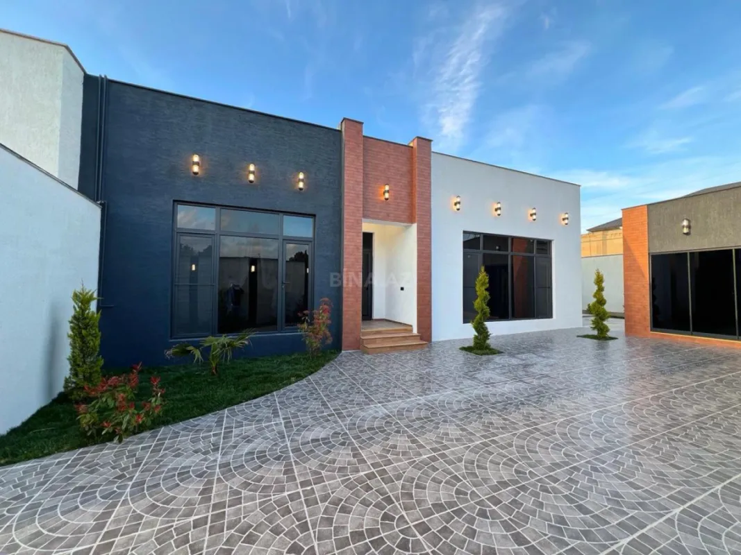 Satılır 4 otaqlı həyət evi 160 m²