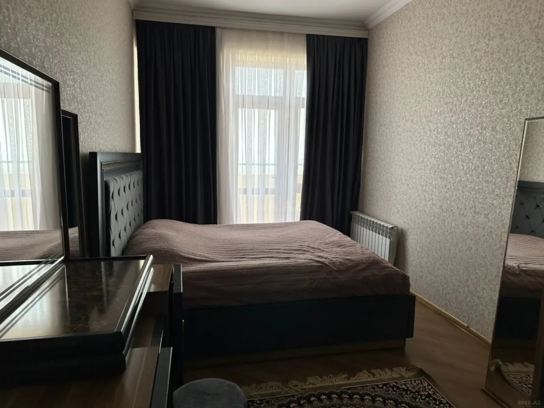 Kirayə verilir 3 otaqlı mənzil 121.5 m²