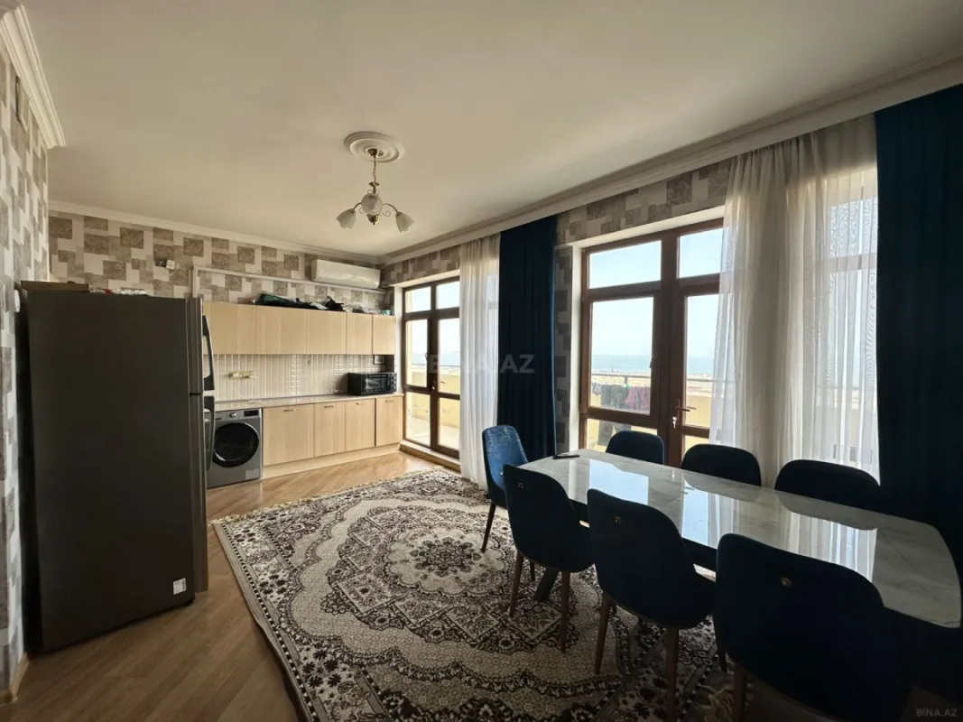 Kirayə verilir 3 otaqlı mənzil 121.5 m²