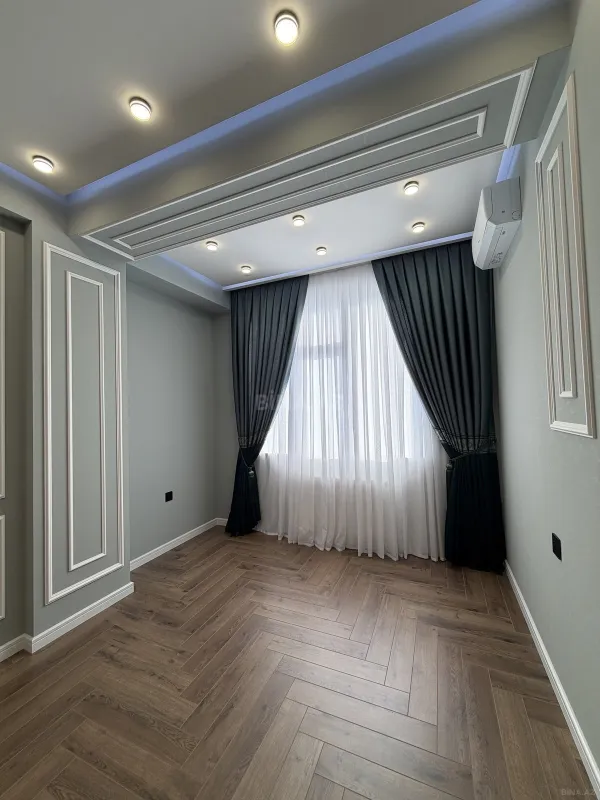 Satılır 3 otaqlı mənzil 105 m²