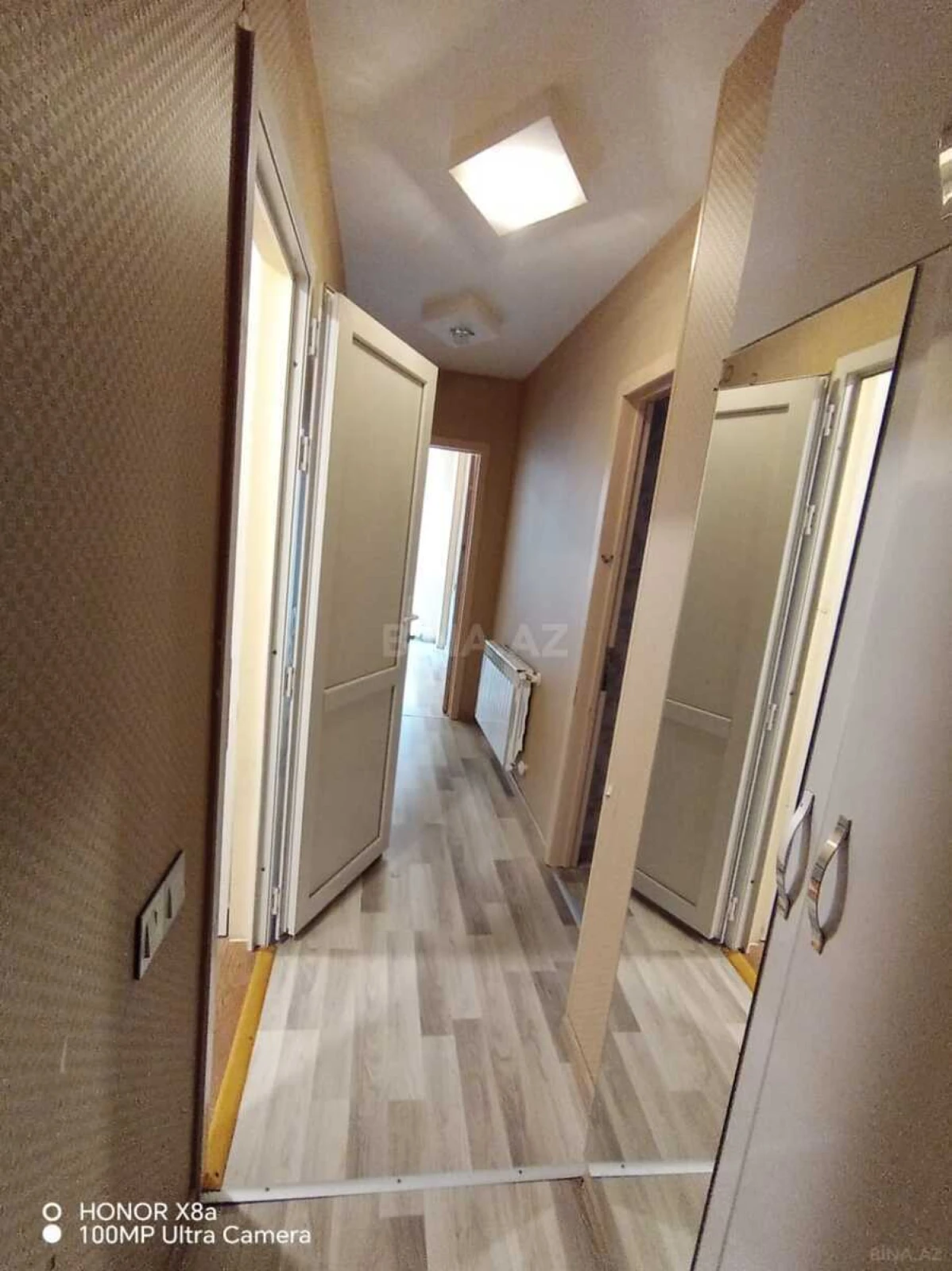 Satılır 2 otaqlı mənzil 60 m²