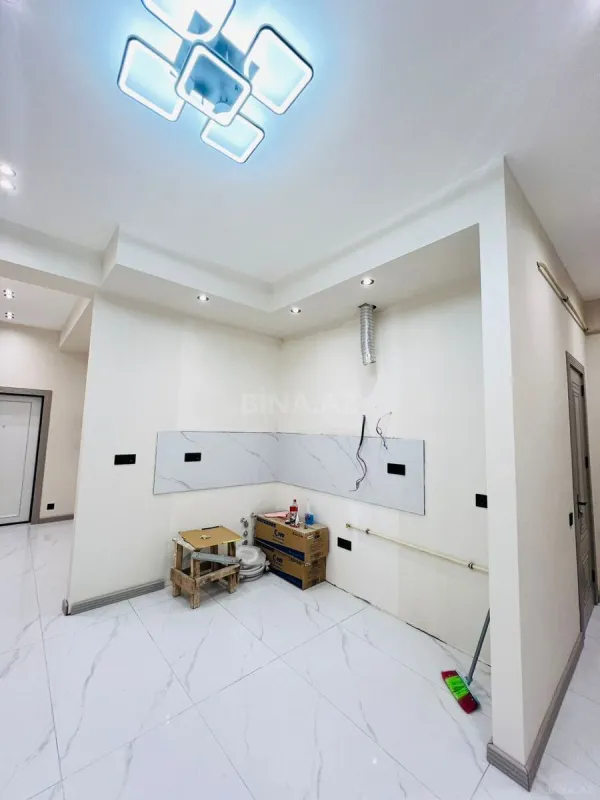 Satılır 2 otaqlı mənzil 75 m²
