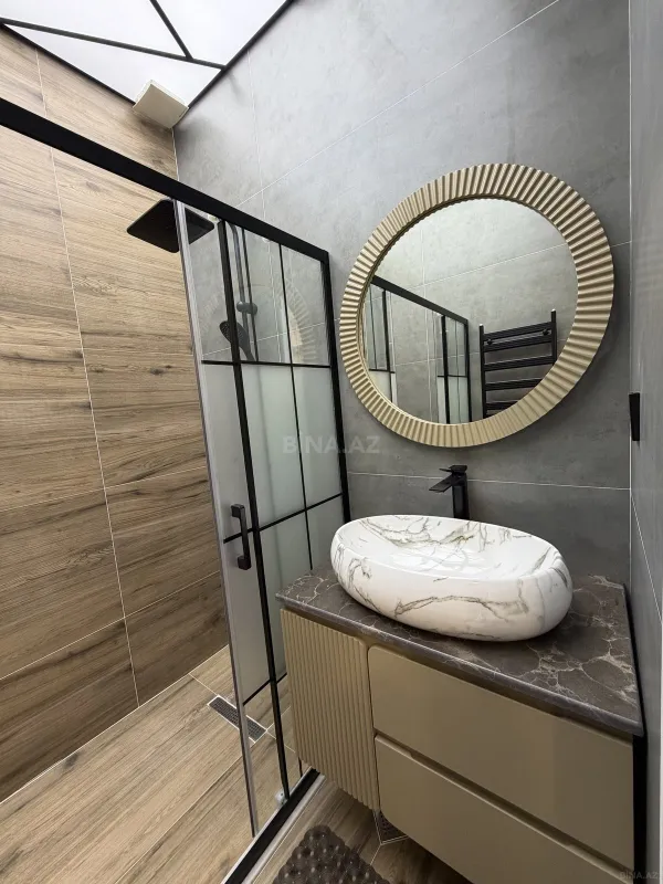 Satılır 3 otaqlı mənzil 105 m²